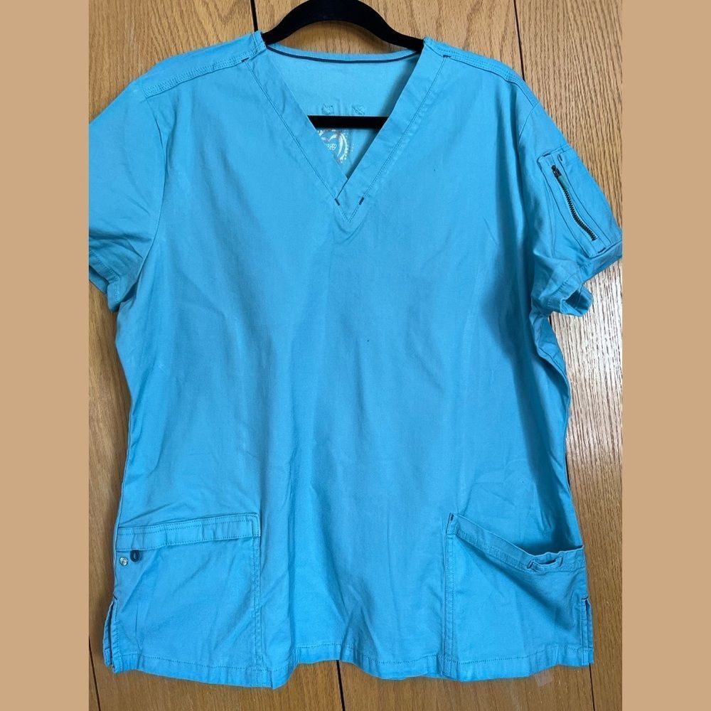 Health Pro Scrub Top